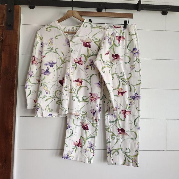 Crabtree & Evelyn Pajamas Womens Small Floral Set Front Button Country Cottage - Picture 1 of 9